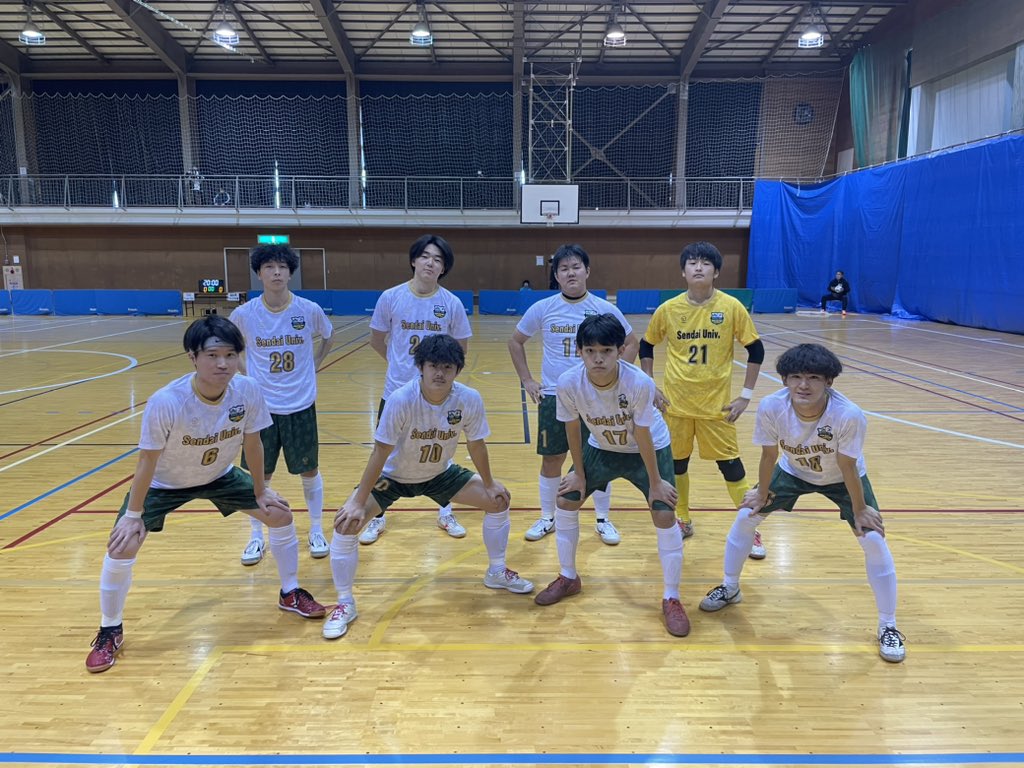 sufs_official's tweet photo. JFA第29回全日本フットサル選手権宮城県大会1回戦

会場（南郷体育館）

対（Geist Futsal Club）

前半3-0
後半2-3
結果5-3 🔥勝ち🔥

🎌得点者🎌
齊藤駿太（2）
小野蓮斗
菅原太一
伊藤亜斗夢 https://t.co/E3IgOw8tMl