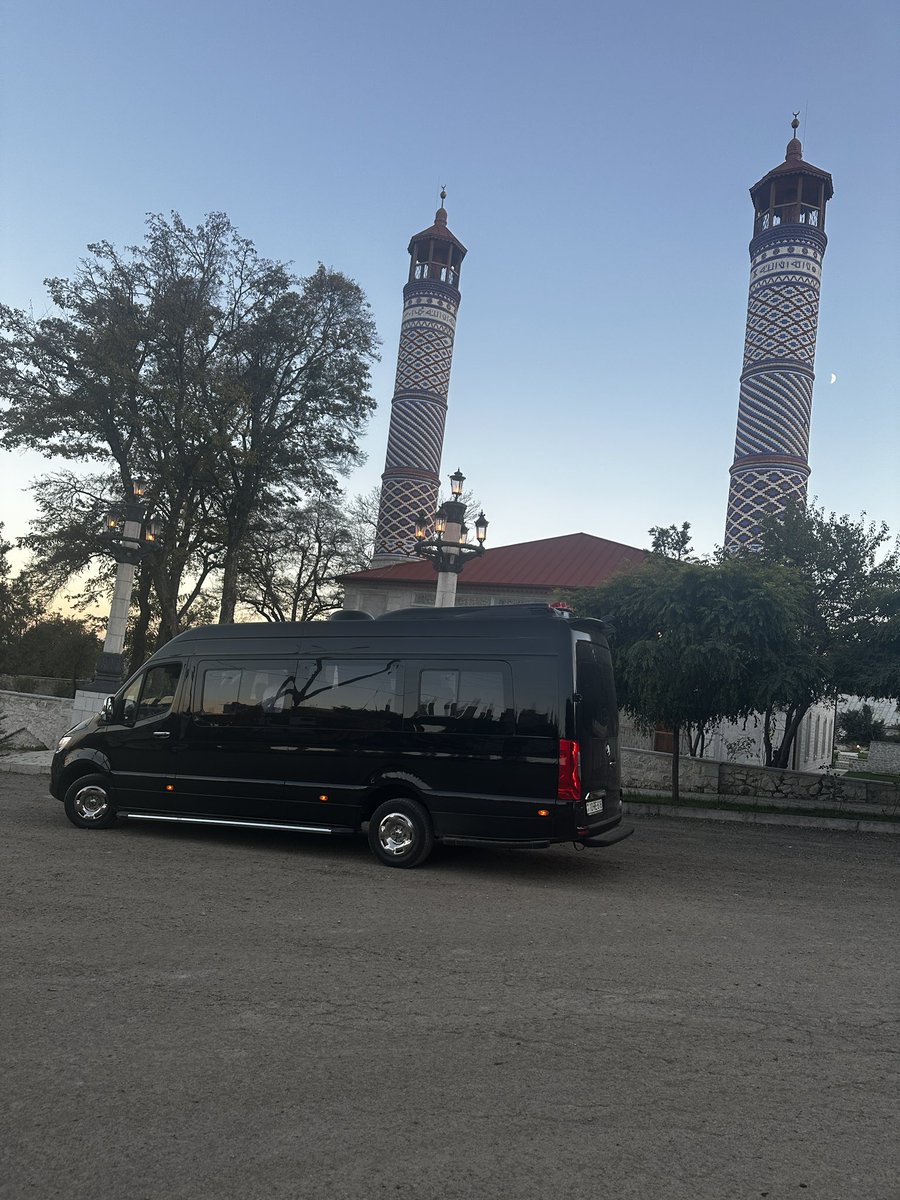 bakurentservice's tweet photo. Mercedes Sprinter XXL 2020 
Nəqliyyat sifarişləri #avtobus #airport #transfers https://t.co/FFmERGTKg4