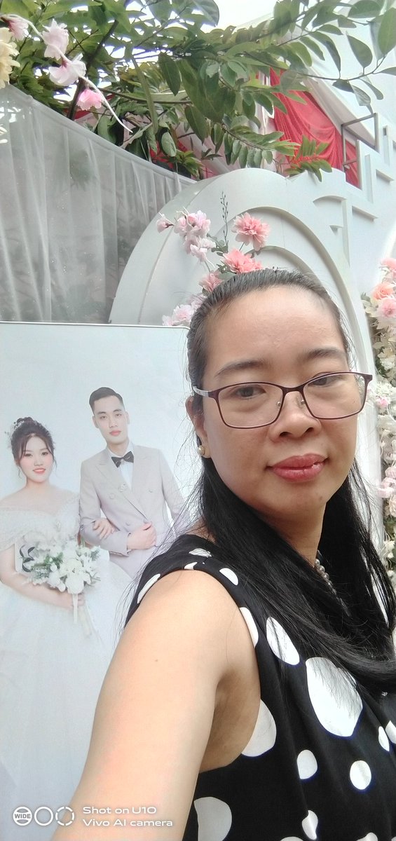 Chào cả nhà yêu. Chúc ngày cuối tuần cuối tháng vui vẻ ❤️❤️🌹💖🌹