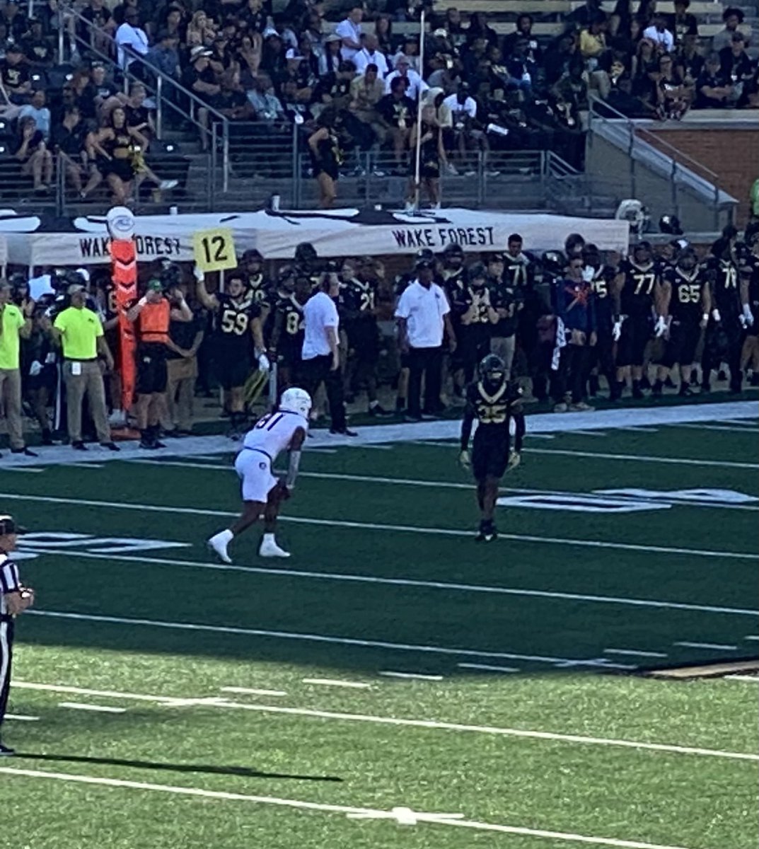 Evay Burrell tweet media