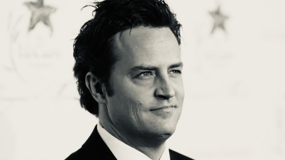 iluvdj274's tweet photo. Rest in peace Matthew Perry 😢🙏🏻
May you find in death the peace and comfort you couldn’t in life... #RIPMatthewPerry #Friends #ChandlerBing https://t.co/yOQ8RnarML