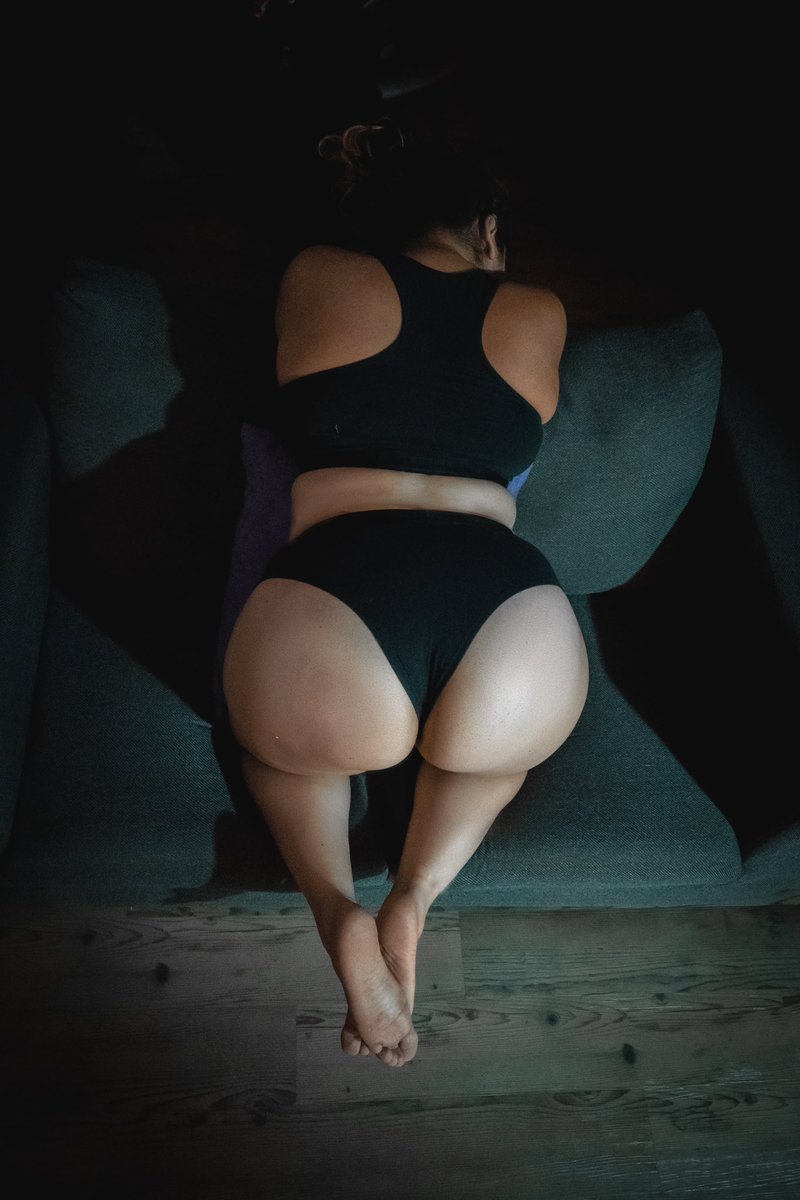 CurvyCurly06's tweet photo. @MrAnonimusStag No está abierto pero si paradito https://t.co/LuDrBFo9E2