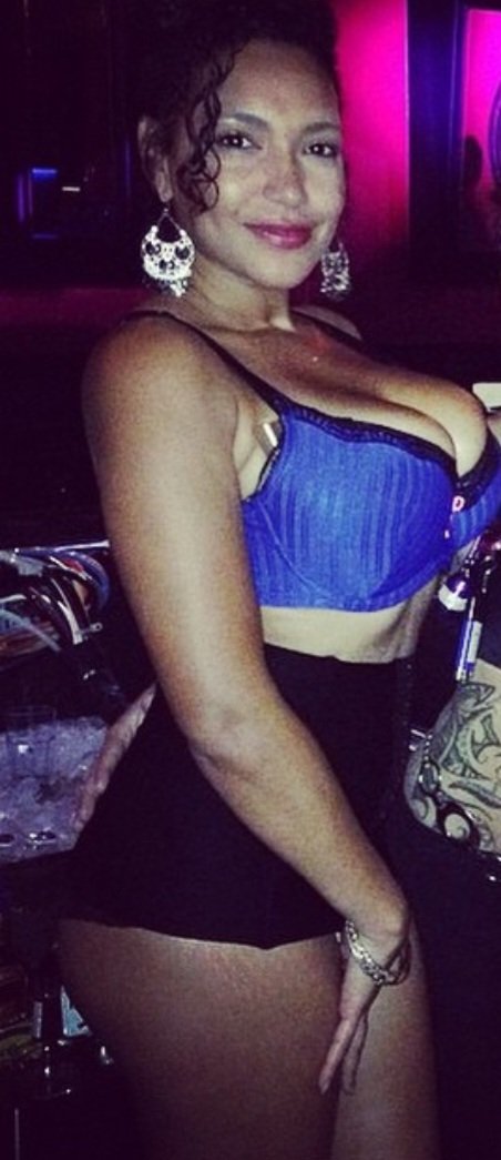 April_tributes's tweet photo. Throwback to when I worked at a club!! Around 2014
#cumtribute #cocktribute #wankchat #wanktribute #cocktrib #horny #cocktributes #cum #cumshot #dick #cock #bitch #whore #cuminasss #slutty #slut https://t.co/19F1aPOlIf