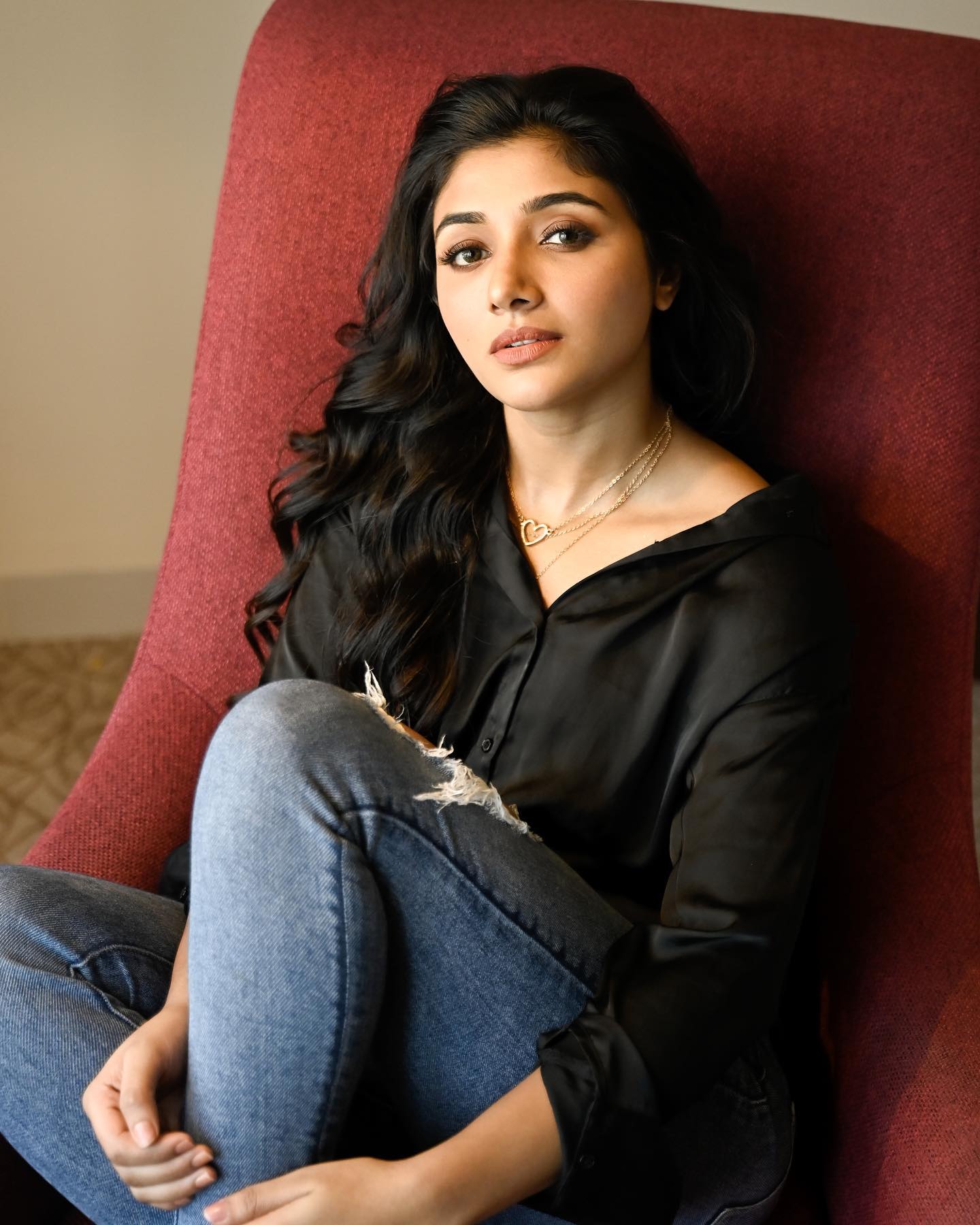 F9lMRSBagAAoV1D?format=jpg&name=large