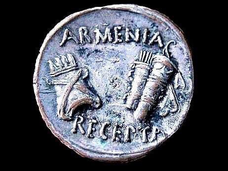 Римская монета 19 год до н.э.