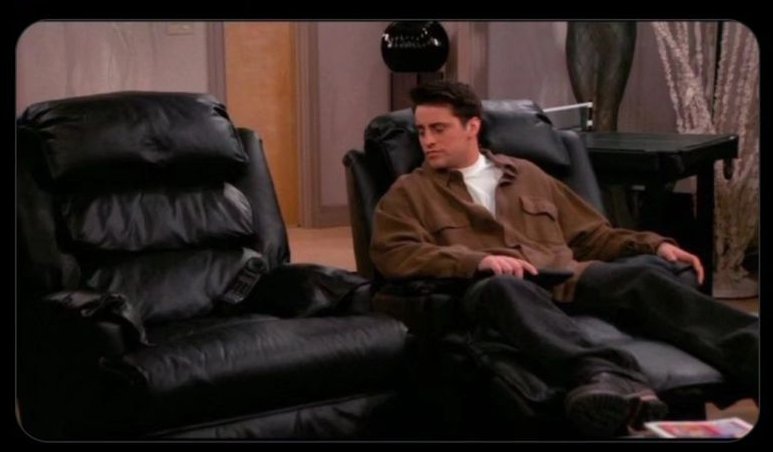 VirtualSid's tweet image. Loved it... At least 10 reruns. 
Still can watch it anytime. 

We are feeling like this now.... 
#matthewperry #Chandler