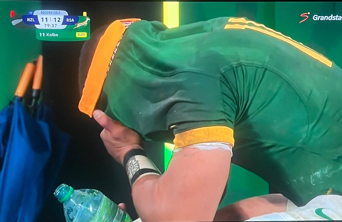 No one outside of SA 🇿🇦 will understand how much we needed this !!!!! 🤞🏾🤞🏾🤞🏾🤞🏾🤞🏾🤞🏾🤞🏾🥹😭💚
#RugbyWorldCupFinal