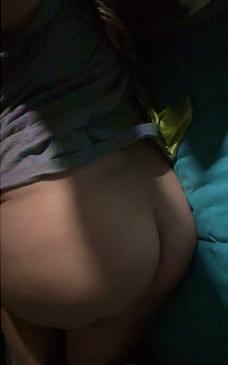 whispydream's tweet photo. Top or bottom? 🤔

#nsfwtwtًًً  #nsfw #bootee #nipswithbenefits #nsfwtwt #horny https://t.co/qTrhv6a6DX