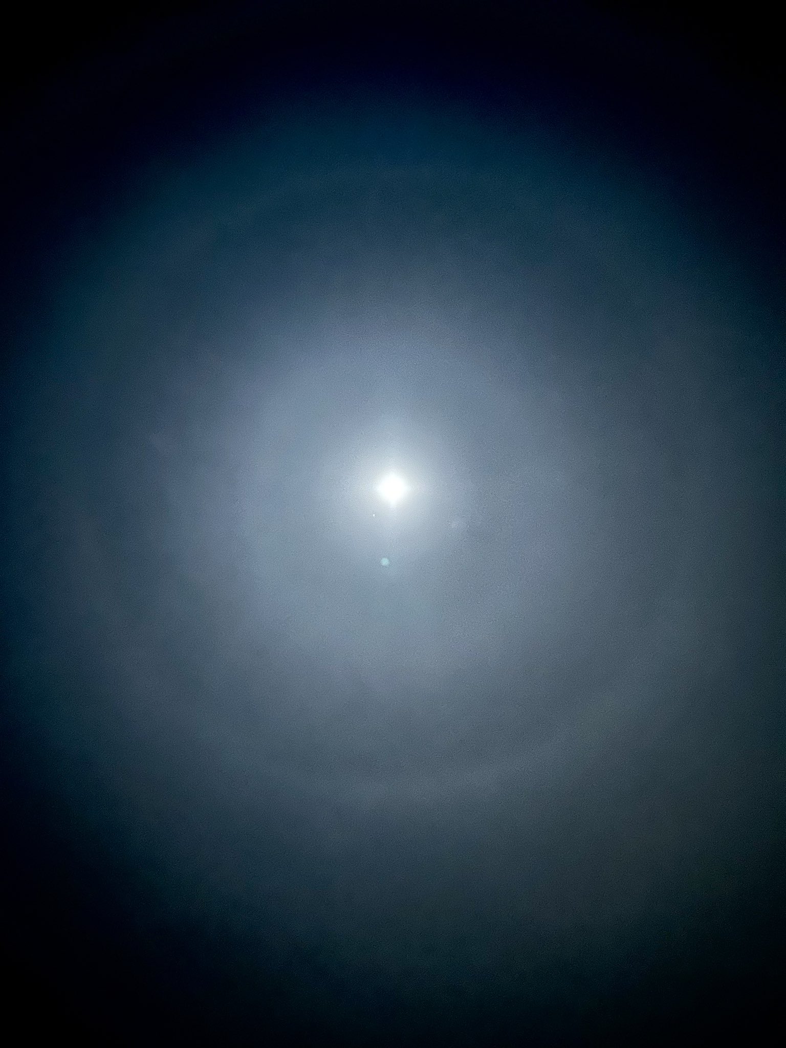 What is the ring of light around the moon and which star seen near it? -  Astronomy Stack Exchange