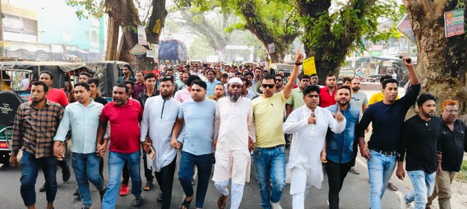 জামাত-বিএনপি’র নৈরাজ্যের প্রতিবাদে শার্শায় আওয়ামীলীগের বিক্ষোভ মিছিল