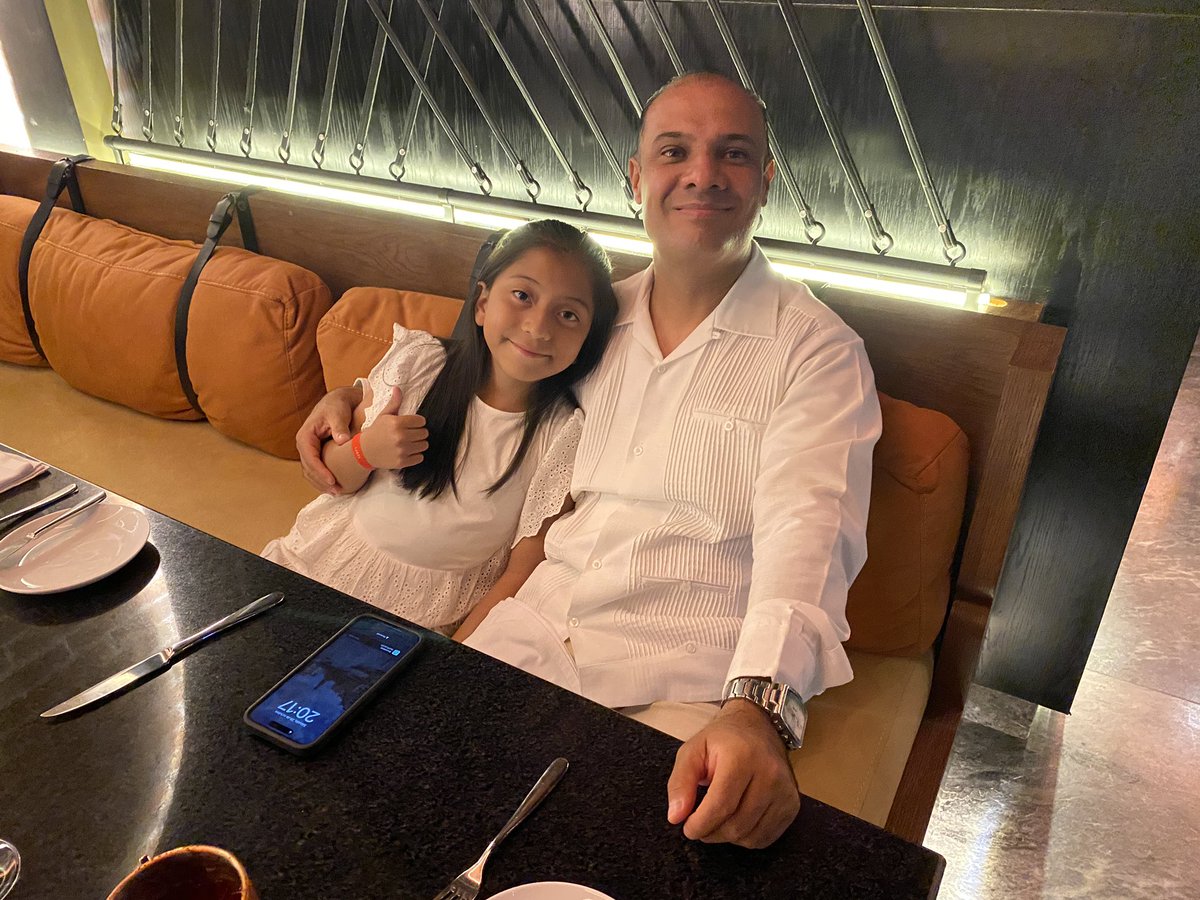 Finalmente, para cerrar con broche de oro esta #48ConvenciónANGECAI, las y los participantes disfrutaron de música y baile, refrendando que #AngecaiES #COMUNIDAD, #AMISTAD #Profesionalización, y que ser Director/Ejecutivo de #OrganismosEmpresariales, es un orgullo.

#YoSoyAngecai