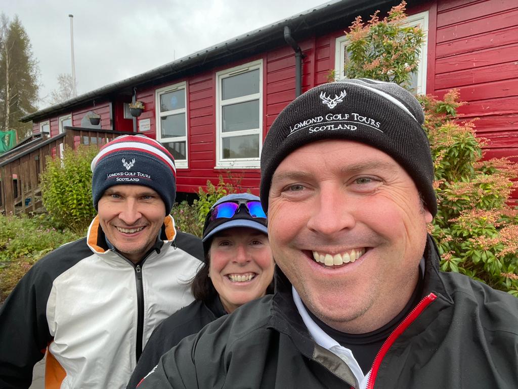 andymckaygolf's tweet photo. I had the pleasure of inviting my old friend Iain of @lomondgolftours and Pam Allen @SwingForeJoy from Boston to @BalfronGolf on Friday. The course really impressed both of them and the greens were excellent, rolling smooth and quick. #golf #scotland #visitscotland #scottishgolf https://t.co/0279GTEcer