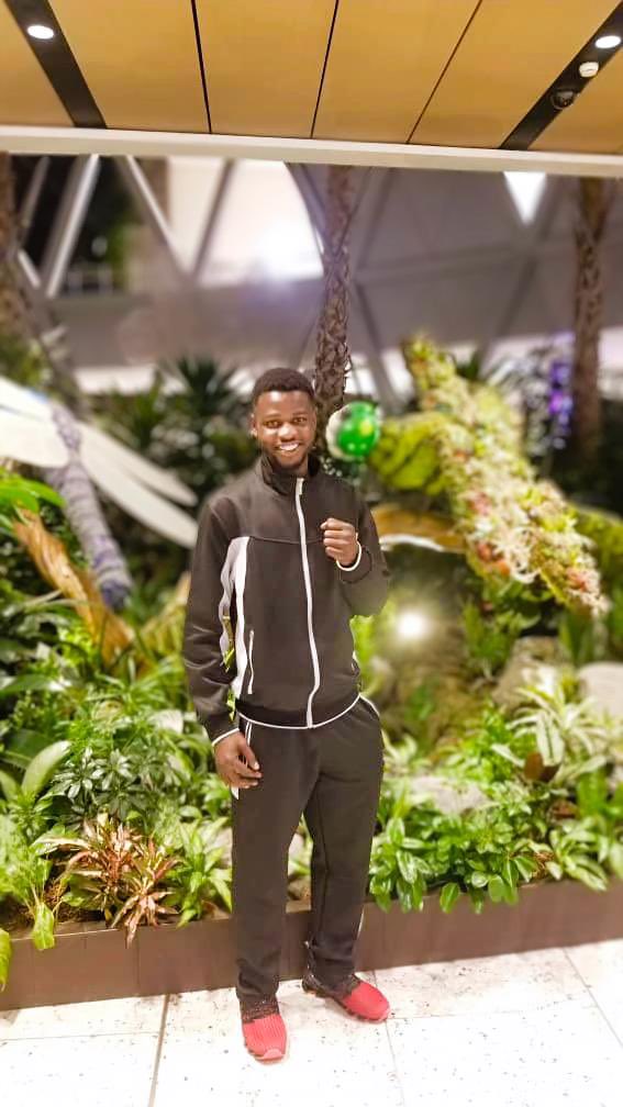 holydorgbetor's tweet image. Singapore, here I come! I’ve arrived safely and ready to start my training at the Fight Pro Motion Gym. I’m really looking forward to   this next chapter. Thank you to my team for your support! 🙏🏿#boxing #ghanaboxing #trainingtour #singapore #fightpromotiongym #grateful #teamwork