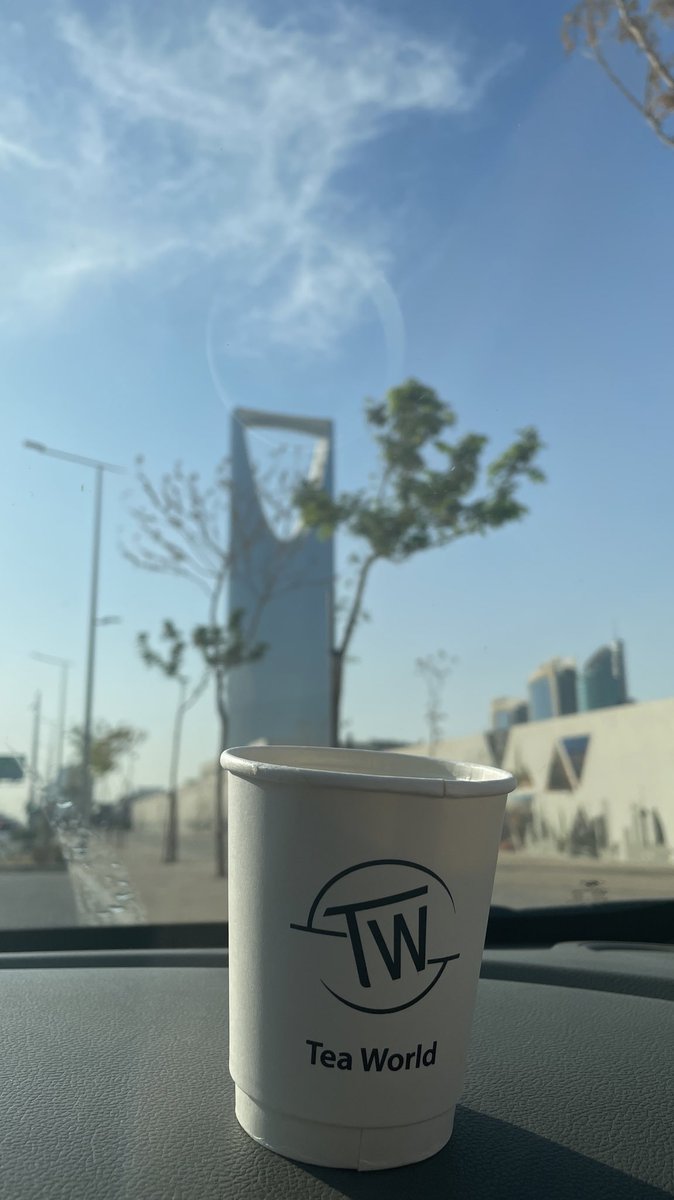 SI507I's tweet photo. إن كان للحياة مُتع ، فأحدها كوب شاي . https://t.co/2QFGGCzqcC