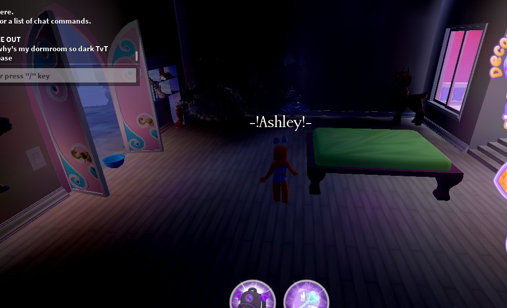 Ashley_Agreste's tweet photo. Anyone know why my dorm room is so dark in Royale High? (without any lights on) is it supposed to e like this? @RoyaleHighValks https://t.co/QiKQ5BGo9G