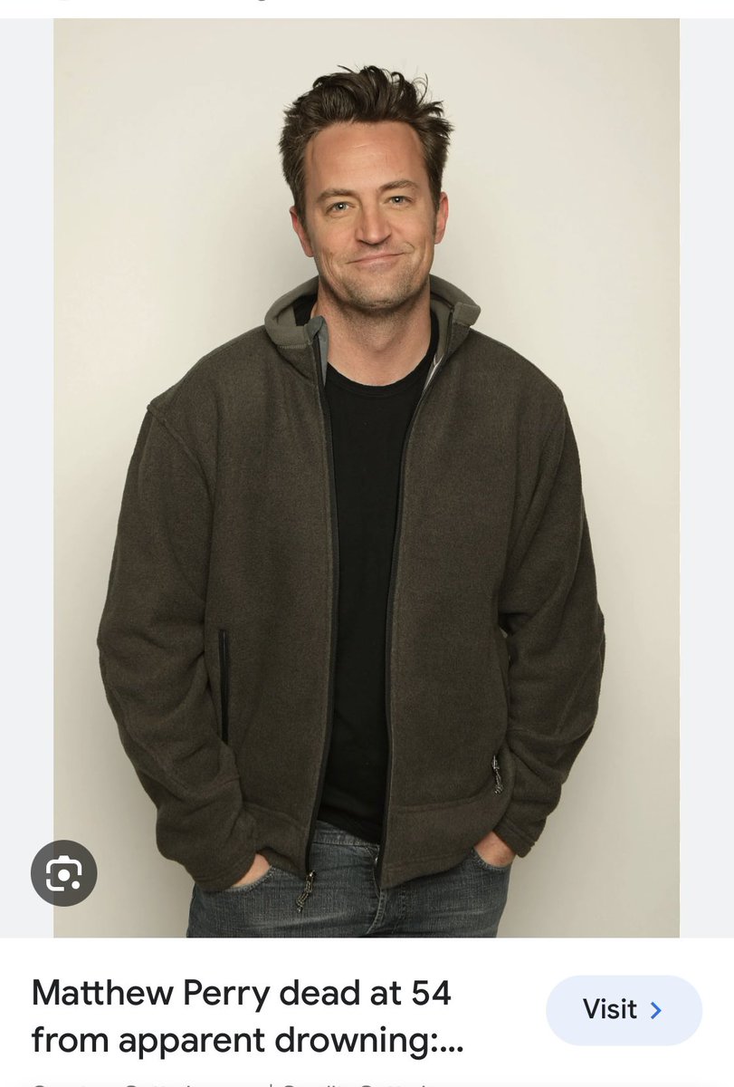 SummerRunner80's tweet image. Rest in peace #matthewperry