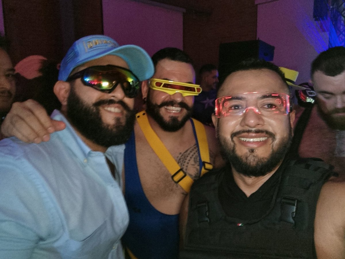 PerrinPerrito's tweet photo. #hallowoof https://t.co/VSHo3Lui1D