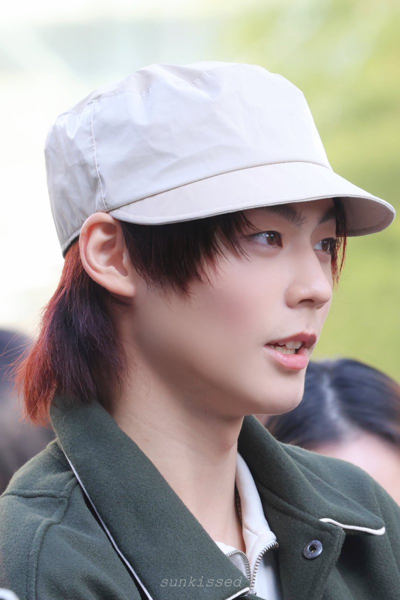 sunkissed_623's tweet photo. 231028 HD
#파우 #홍 #pow #hong https://t.co/LdYlVGtJhB