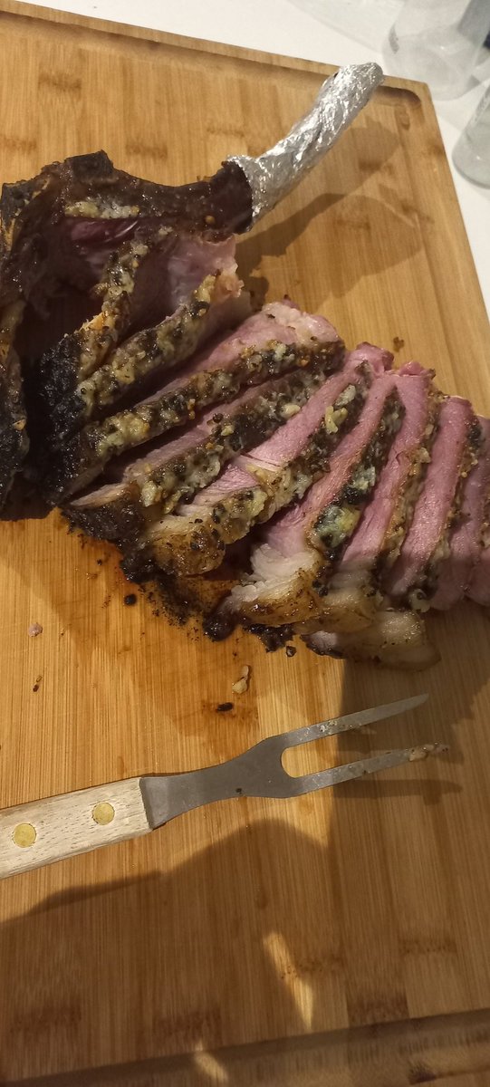bertusshark's tweet photo. Had the most incredible steak last night from the Village Butcher in Tokai. Reverse sear and rested with some garlic butter. Just awesome!! #ratemybraai #RWC23Final #supportyourlocalbutcher https://t.co/qikBLhrWGc