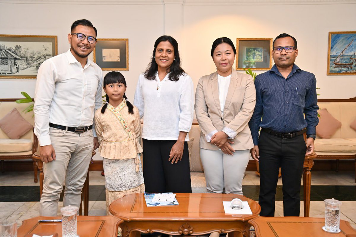 First Lady Fazna Ahmed received a copy of 'Ocean Adventures,' a captivating narrative penned by eight-year-old Khin Thadar Htet (Andrea) from Myanmar. It chronicles her life and adventures in H.Dh. Kulhudhufushi, where she moved when her parents started working at the hospital.