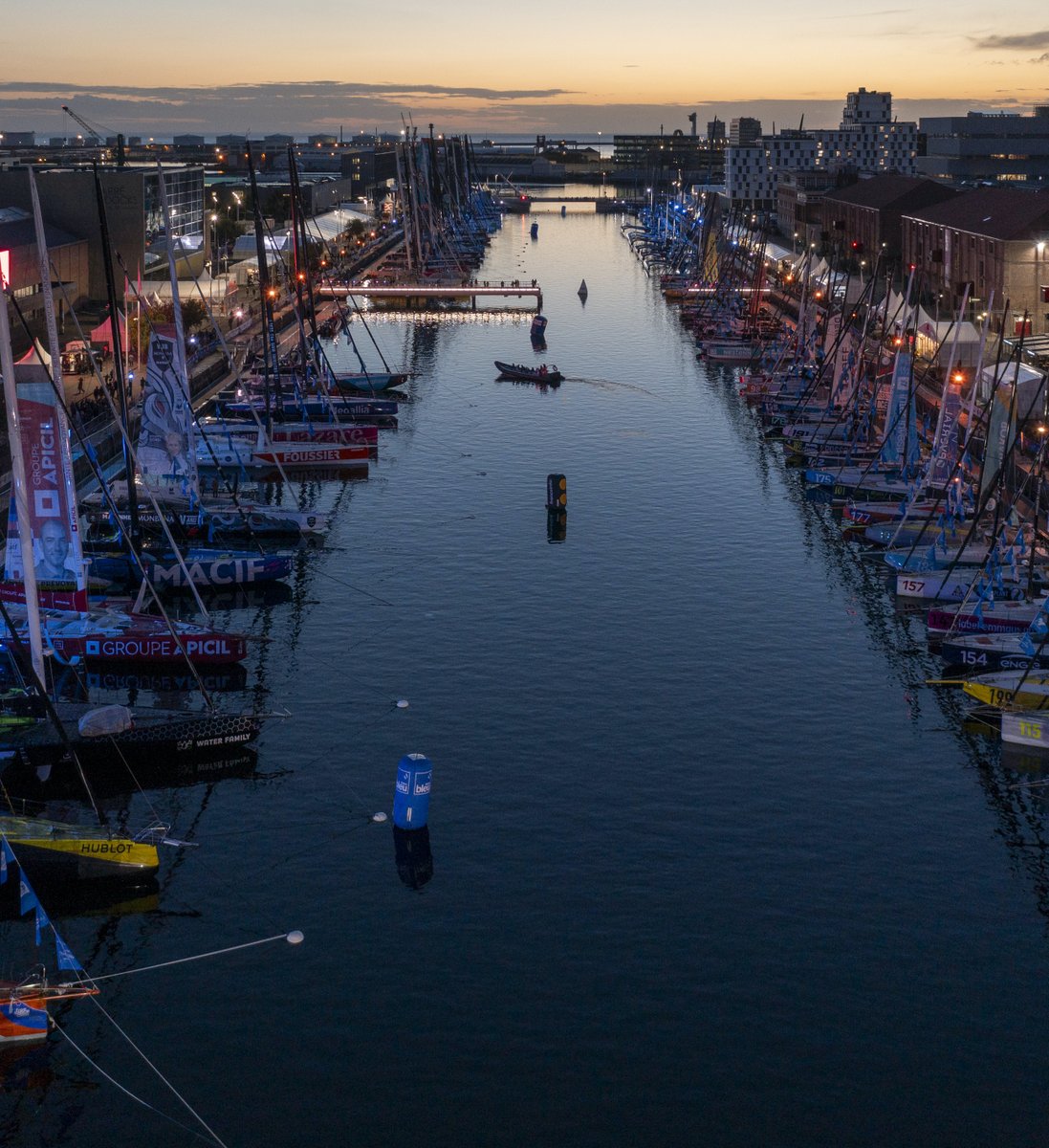 🚨 Les départs pontons sont décalés à 9h !

📸 Jean-Marie Liot / Alea

#TransatJacquesVabre #RouteDuCafé