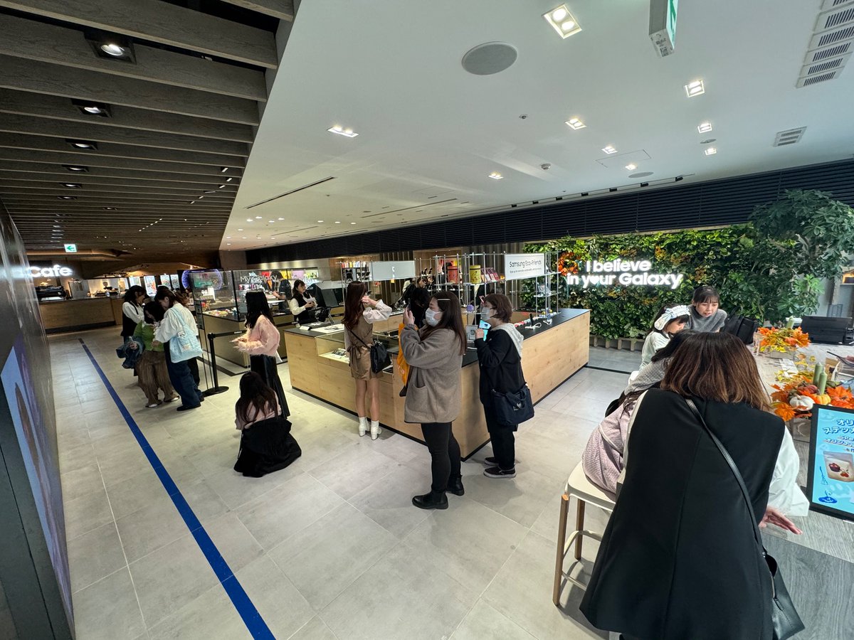 libz's tweet photo. Thank you for the cool experience @slbsstudio #GalaxyHarajuku #slbs #GalaxyZFlip5 #GalaxyZFold5 https://t.co/QWlxUXolCu