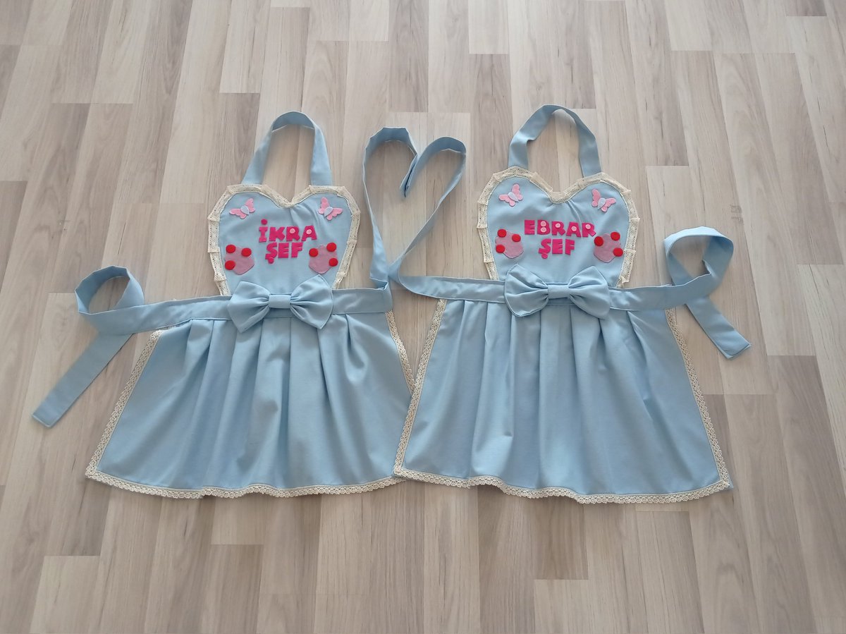 PembeBalon7's tweet photo. RT fav lütfen ✂️🧵🧶
Birbirinden güzel çocuk ve yetişkin mutfak önlükleri için mesaj bölümünden bizlere ulaşabilirsiniz 🥳 https://t.co/ZakzkbVms4