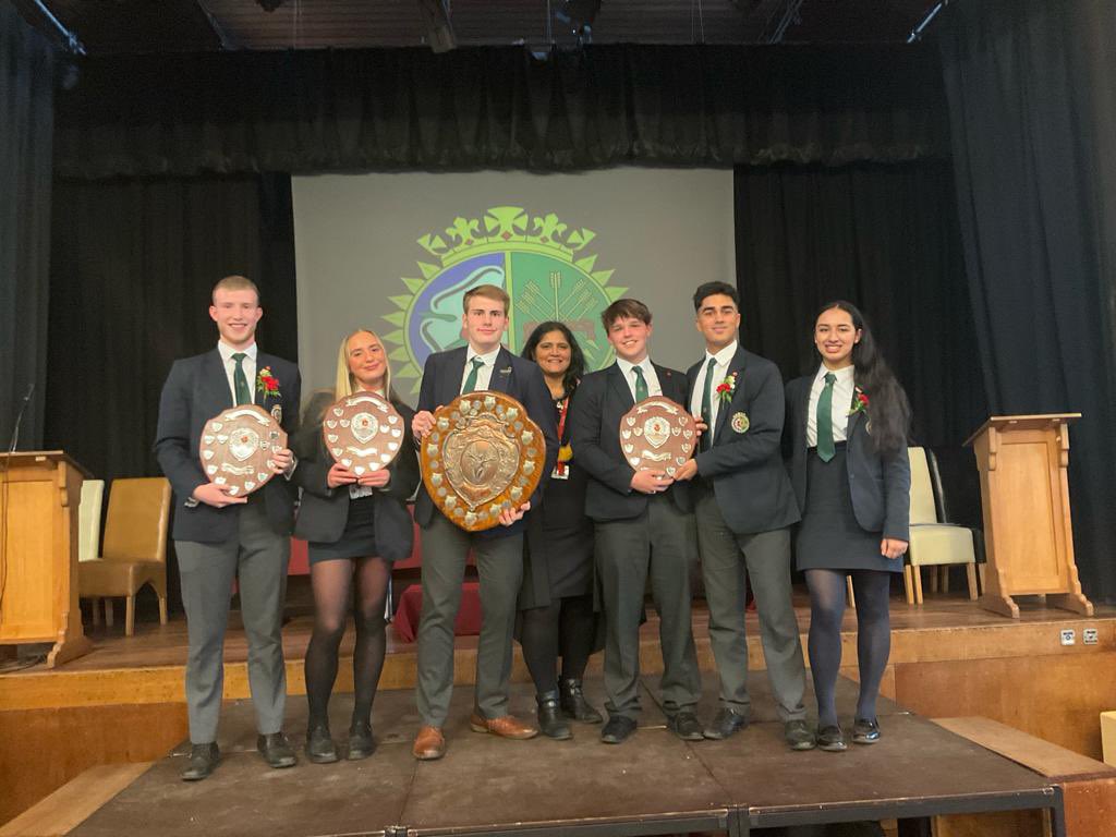 HousesQmgs's tweet photo. The overall winners for 2022-2023 were Darby House. Grace and Alex received the trophy on behalf of all Darby house members. It was a very close competition between all 4 houses throughout the year. Who will it be next year?? Competitions are well on the way for this year. https://t.co/EhyJ8GuQa9