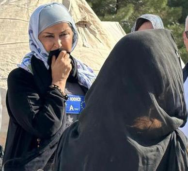 Many heartbreaking accounts of returnees on my travels. They must be treated equally &amp; decently, worldwide. #EU continues its support to returning Afghans. <a href="/IOMAfghanistan/">IOM Afghanistan</a> &amp; <a href="/EUinAfghanistan/">EUinAfghanistan</a> announced an additional €15mio to assure all returnees, ♀️&amp; ♂️, access to basic rights