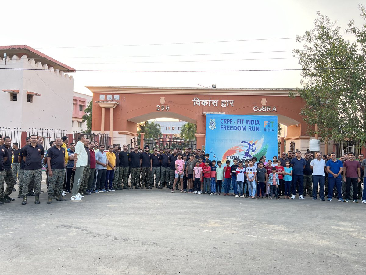 208CoBRA_CRPF's tweet photo. “Fitness is not a destination, it’s a way of life for a fit India”#FitIndiaFreedomRun and #RunFotUnity were organised by 208CoBRA Bn. ⁦@crpfindia⁩ ⁦@CoBRASECTORHQ⁩ ⁦@PMOIndia⁩ ⁦@FitIndiaOff⁩ ⁦@PIBHomeAffairs⁩ https://t.co/sF1lKTiSVH