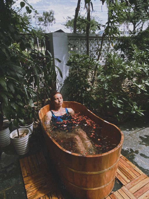 Another one of my specialties: in order to push your limits forcing you to do things you never imagined-and<a href="/tag/footfetish"class="tags"><span>#footfetish</span></a><a href="/tag/feet"class="tags"><span>#feet</span></a><a href="/tag/feetpic"class="tags"><span>#feetpic</span></a><a href="/tag/dominafeet"class="tags"><span>#dominafeet</span></a>