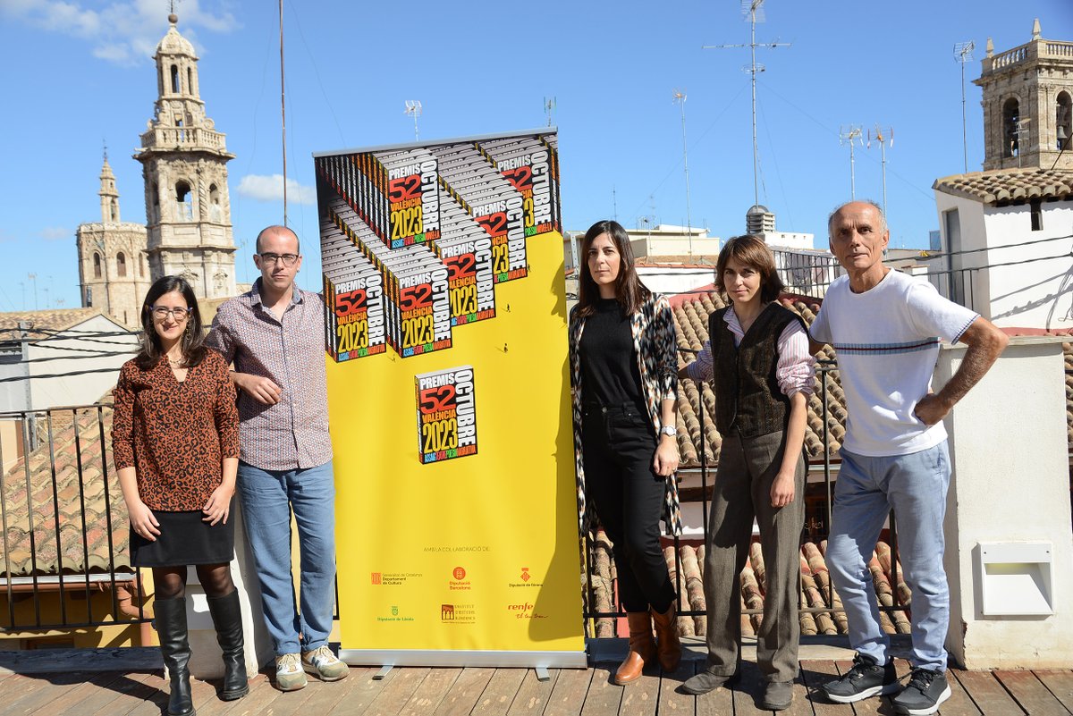 nuvol_com's tweet photo. Felicitem els guanyadors dels premis Octubre 2023 que va concedir ahir l'@Editorial_3i4:  Irene Tarrés, @joanduranf, @neus_penalba, @PaulaLlorens_  i Ferran Garcia-Oliver. Visca el País Valencià. https://t.co/JQ26mkkVJl