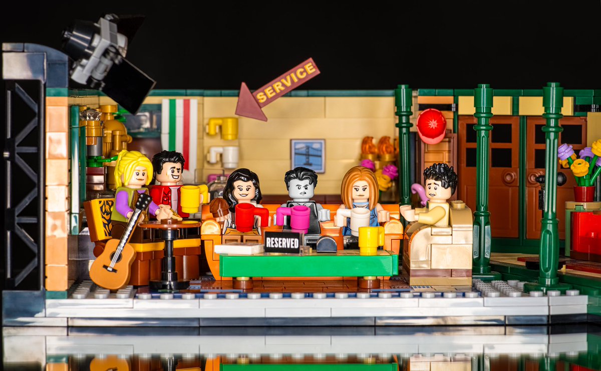 RIP <a href="/MatthewPerry/">matthew perry</a>