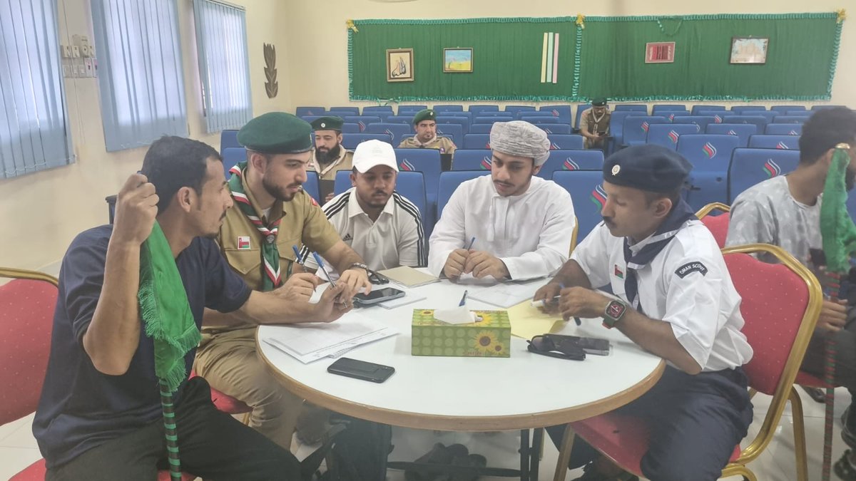 MuScout1's tweet photo. ينظم قسم الكشافة والمرشدات بمديرية محافظة مسقط دورة اساسية لتأهيل قادة الوحدات الكشفية بمدارس محافظة مسقط https://t.co/FV1jDpCNH7