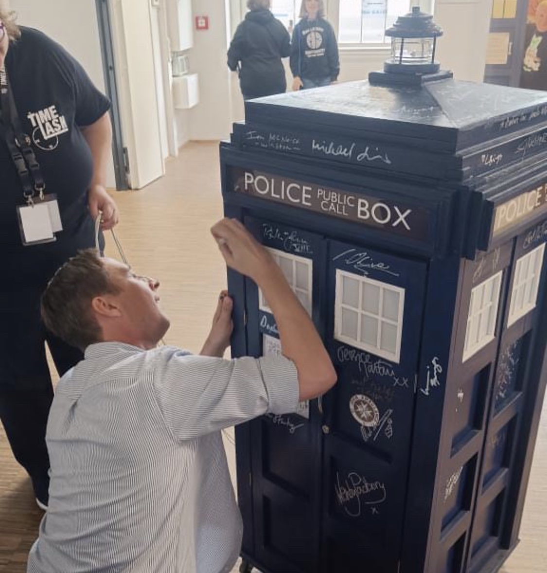 richard_price2's tweet image. A few highlights from #Timelash Day 1… Let’s go Day 2. 🤗🥰🎉 Come and say hi. #DoctorWho #Kassel #Germany #whovians