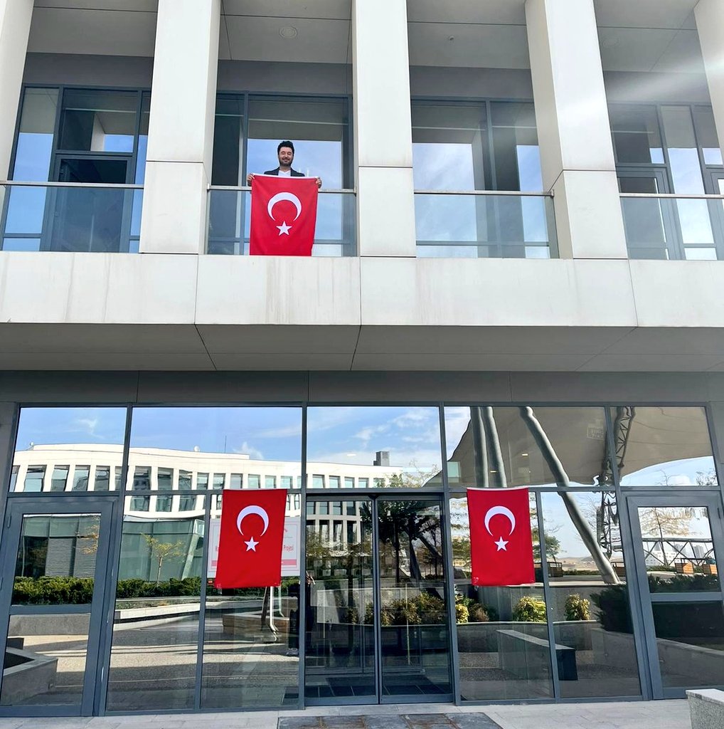 Cumhuriyetimizin 100. yılı kutlu olsun 🇹🇷 
"Yükselen yeni nesil, istikbal sizsiniz. Cumhuriyeti biz kurduk, onu yükseltecek ve yaşatacak olan sizlersiniz." Mustafa Kemal ATATÜRK #29ekim