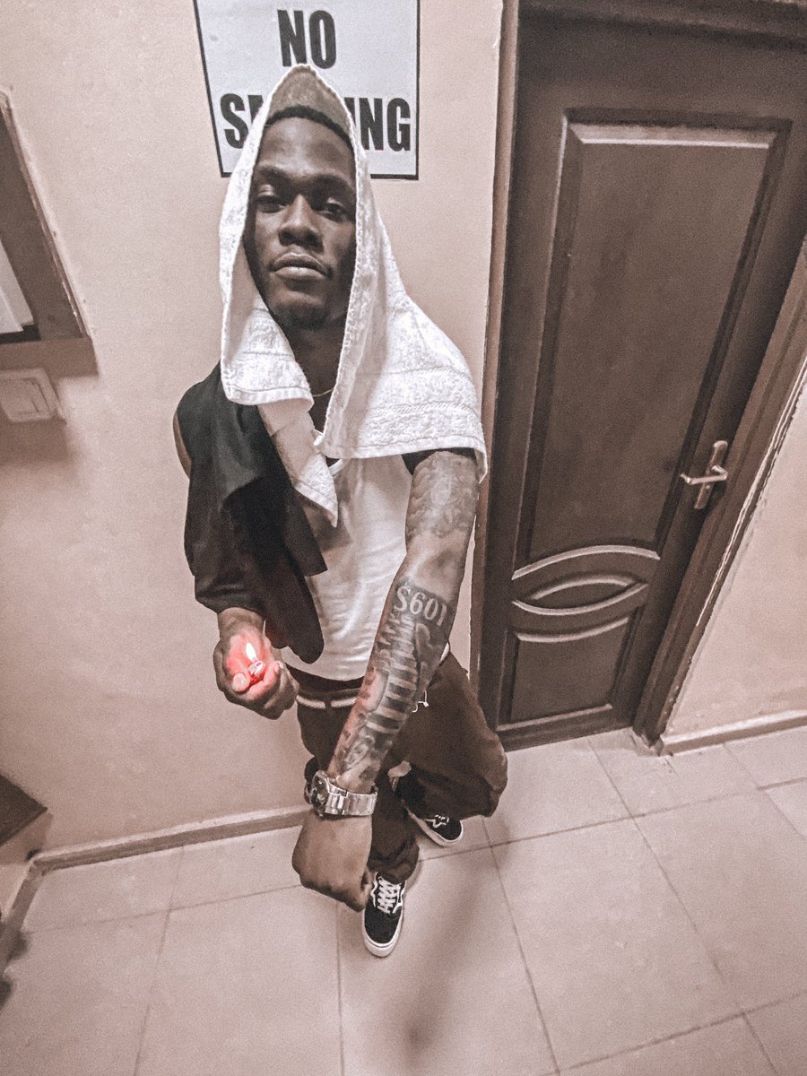 Weytin GOD no fi do never exist!
Keep believing, Keep pushing. 😇💲

#60million ⚡️