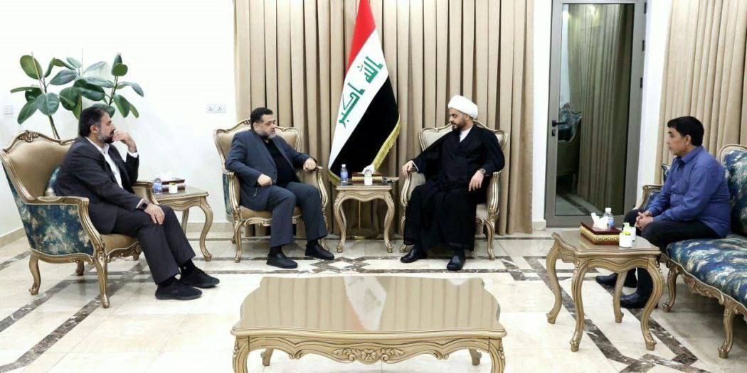 Tammuz_Intel's tweet photo. Qais Al-khazali receives a delegation from Hamas in Baghdad. 
#Iraq https://t.co/pnJGG7EMG7