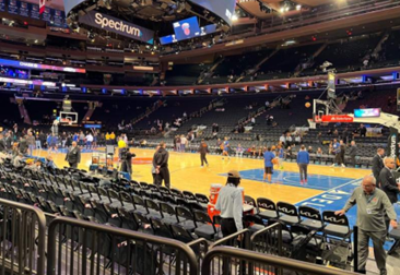 ToddBernathIU95's tweet photo. Selling 3 Tix for both days for the Empire Classic in NYC
Sect 109/Row 3/Seats 5,6,7.

IU vs UConn
Texas vs Louisville

DM if interested in more details https://t.co/RZk8ef532P
