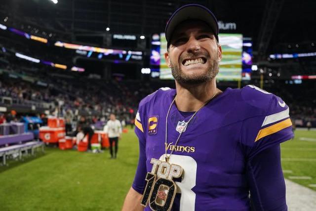 TPPSkol's tweet photo. Going back to when Kirk Cousins joined the #Vikings in 2018, only one player has more yards, touchdowns, and completions.

That player?  Patrick Mahomes

PM - 25,974 yards
KC - 22,991

PM - 207 TDs
KC - 169 TDs

PM - 2,148/3,224
KC - 2,070/3,050

How about wins?

Only Mahomes (69), Allen (57), Brady (55), Rodgers (54), and Jackson (54) have more wins than Kirk (49) in that span.