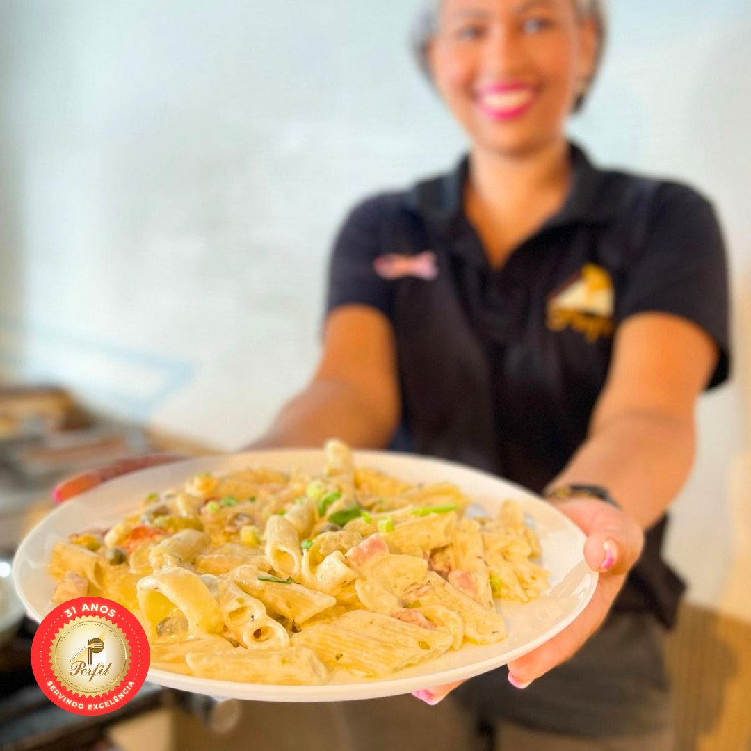 PerfilVV's tweet photo. Que tal uma massa feita na hora e com ingredientes escolhidos por você mesmo para esse domingo? 😍

‌#restauranteselservice #selfservicecomchurrasco #massas #massasfeitasnahora #churrascaria #buffetcompleto #ifood #vilavelhatododia https://t.co/0RqrtaMW79