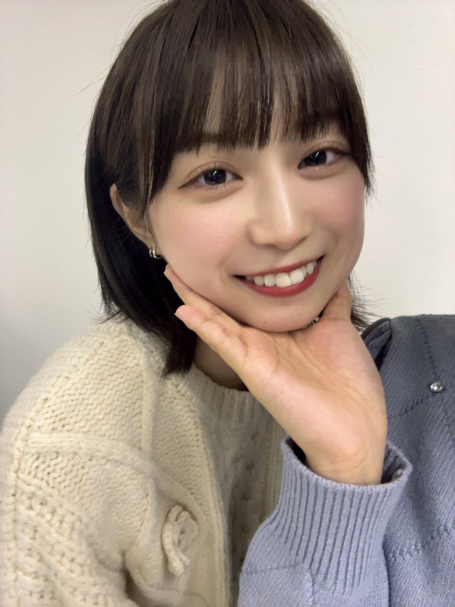 FukutomeMitsuho's tweet photo. きょうかちゃん発表お疲れ様🥺
とにかく顔が可愛くて中身も可愛くてちょっとポンコツでとりあえず可愛い😵‍💫
発表の場に呼んでくれてありがとう🥲
末長くよろしくね😭 https://t.co/x7qxkXupZz