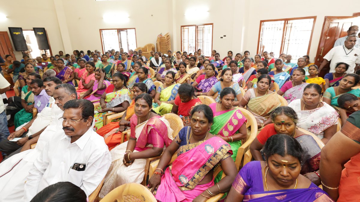 முத்தமிழ் அறிஞர், டாக்டர் கலைஞர் அவர்களின் நூற்றாண்டு விழாவை முன்னிட்டு, திருவாருர் மாவட்டம், மன்னார்குடி சட்டமன்ற தொகுதி, நீடாமங்கலத்தில், மாவட்ட கூட்டுறவுத்துறை சார்பில் நடைபெற்ற "கடன் மேளா" நிகழ்ச்சியில் மாண்புமிகு தொழில், முதலீட்டு ஊக்குவிப்பு மற்றும் வர்த்தகத்துறை அமைச்சர்