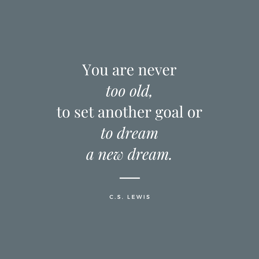 chrishoganchiro's tweet photo. Age is just a number, and dreams have no expiration date.  Whether you're 20 or 80, the pursuit of new goals and dreams keeps life vibrant and exciting. Never stop reaching for the stars!🌟

#DreamBig #AgelessDreams #KeepDreaming #NewDream https://t.co/m9LZnQsMjF