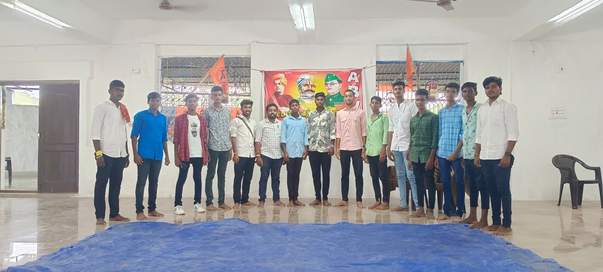 abvp_madurai's tweet photo. ABVP மேலூர் நகர கிளை சார்பாக இன்றைய தினம் (29-10-2023) நகர பயிற்சி முகாம் நடைபெற்றது.
#studentleadersmeet @ABVPSouthTN https://t.co/KgwH7n98Uc