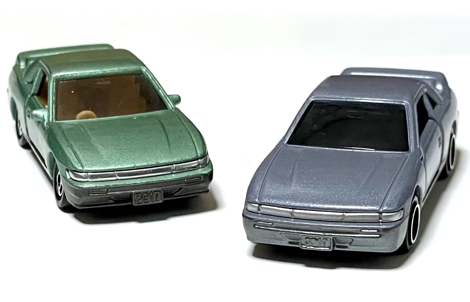 スト－ム　レスポ－ル　中古　美品‼️ シルバ－系の色 トミカラボ on X: 
