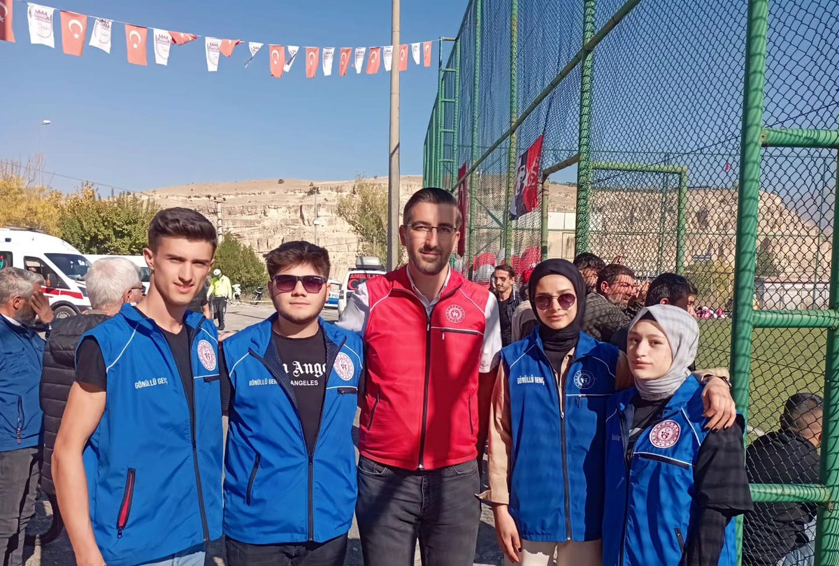 Cumhuriyetimizin 100.Yılı tüm yurtta olduğu gibi ilçemizde de düzenlenen kutlama programıyla coşkulu bir şekilde kutlandı.
🇹🇷Cumhuriyetimizin 100.Yılı Kutlu Olsun. 🇹🇷
#GSBGM