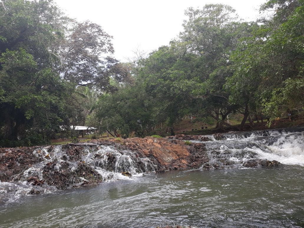 DinoskaDinoska's tweet photo. Ayer recibí estas fotos. Me indican son de Rio Indio. Han hecho un túnel que desvía el cauce del Río, según lo que me explicaron. Si esto es así, @PGN_PANAMA tiene que abrir una investigación de oficio contra First Quantum, porque este es otro de los tantos delitos ambientales que se le suman a esta empresa