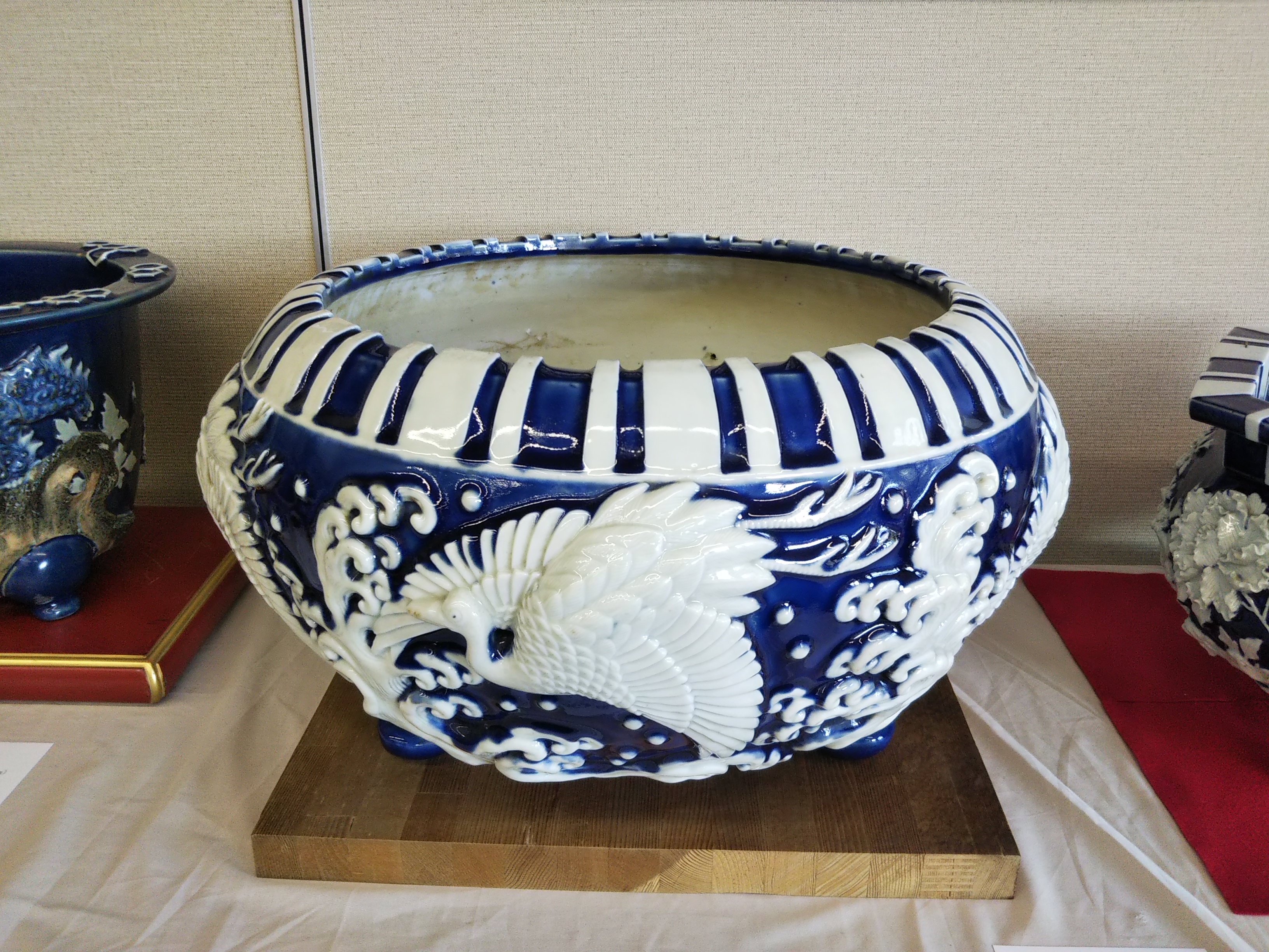 瀬戸 瑠璃釉貼付 植木鉢 骨董 (黒織部 on X: 瀬戸 瑠璃釉貼付 植木鉢 骨董 (黒織部 on X: