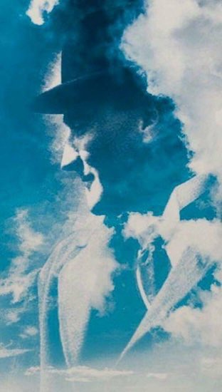 Göklerden süzülüp gecek gibisin